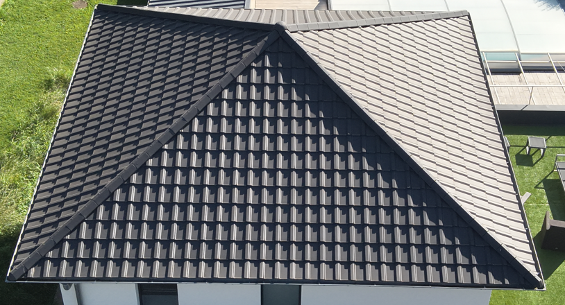 photo de panneau solaire sur un toit